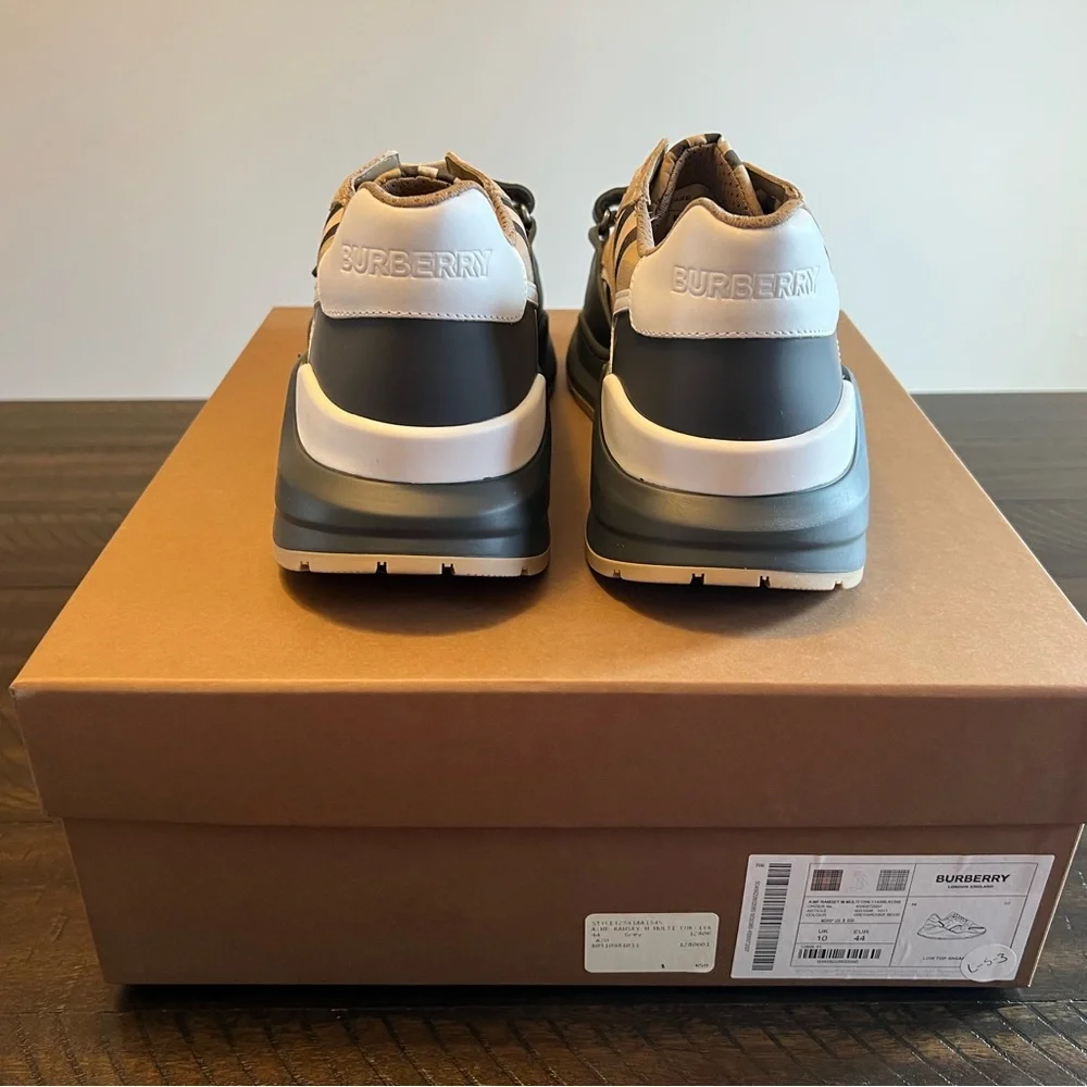 Vintage Burberry Ramsey Grey/Archive Beige Checkerboard Size 44 EU 8031098 NIB
